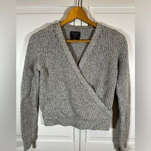 Abercrombie & Fitch Gray V-Neck Sweater